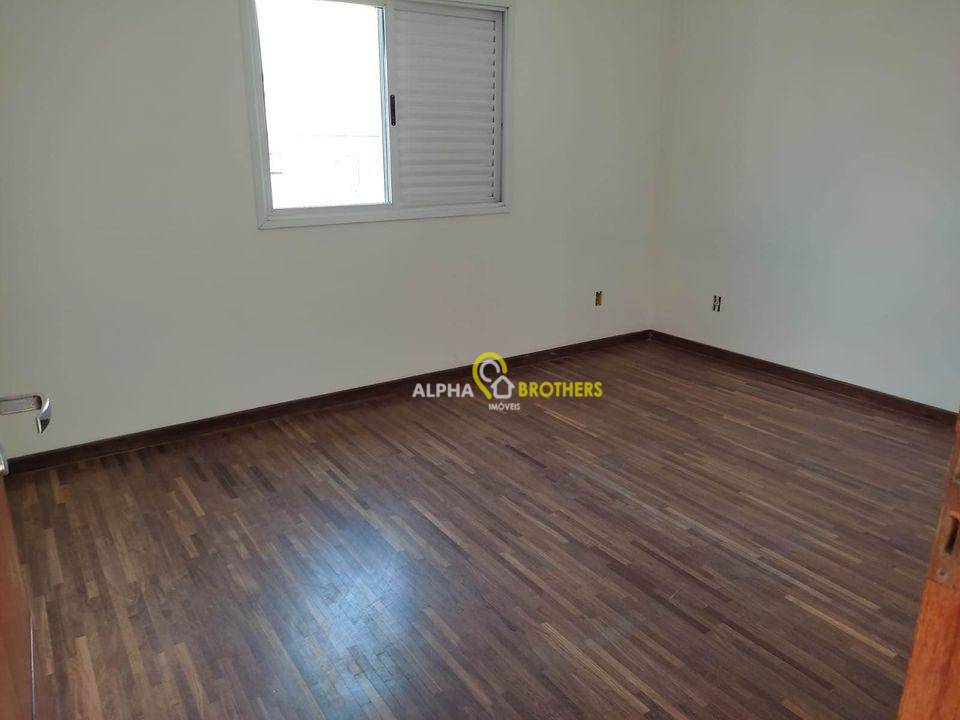 Casa à venda com 3 quartos, 300m² - Foto 17