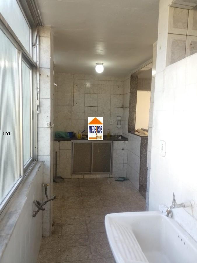 Apartamento à venda com 2 quartos, 62m² - Foto 18