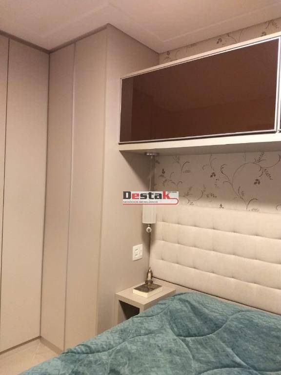 Apartamento à venda com 2 quartos, 60m² - Foto 13