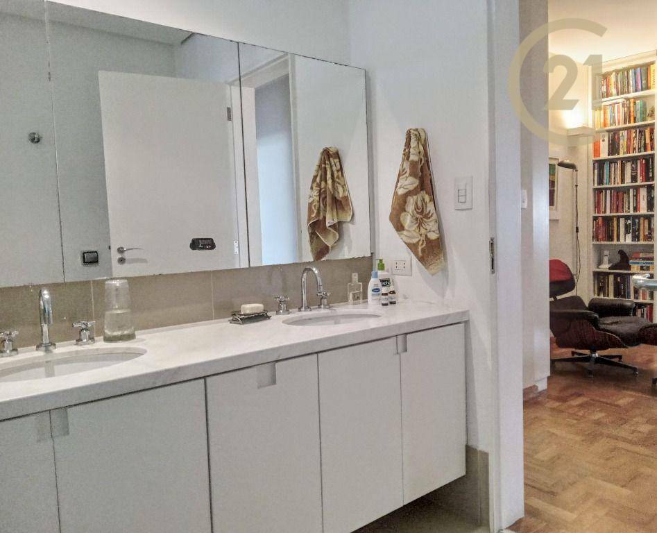 Apartamento à venda com 3 quartos, 300m² - Foto 22