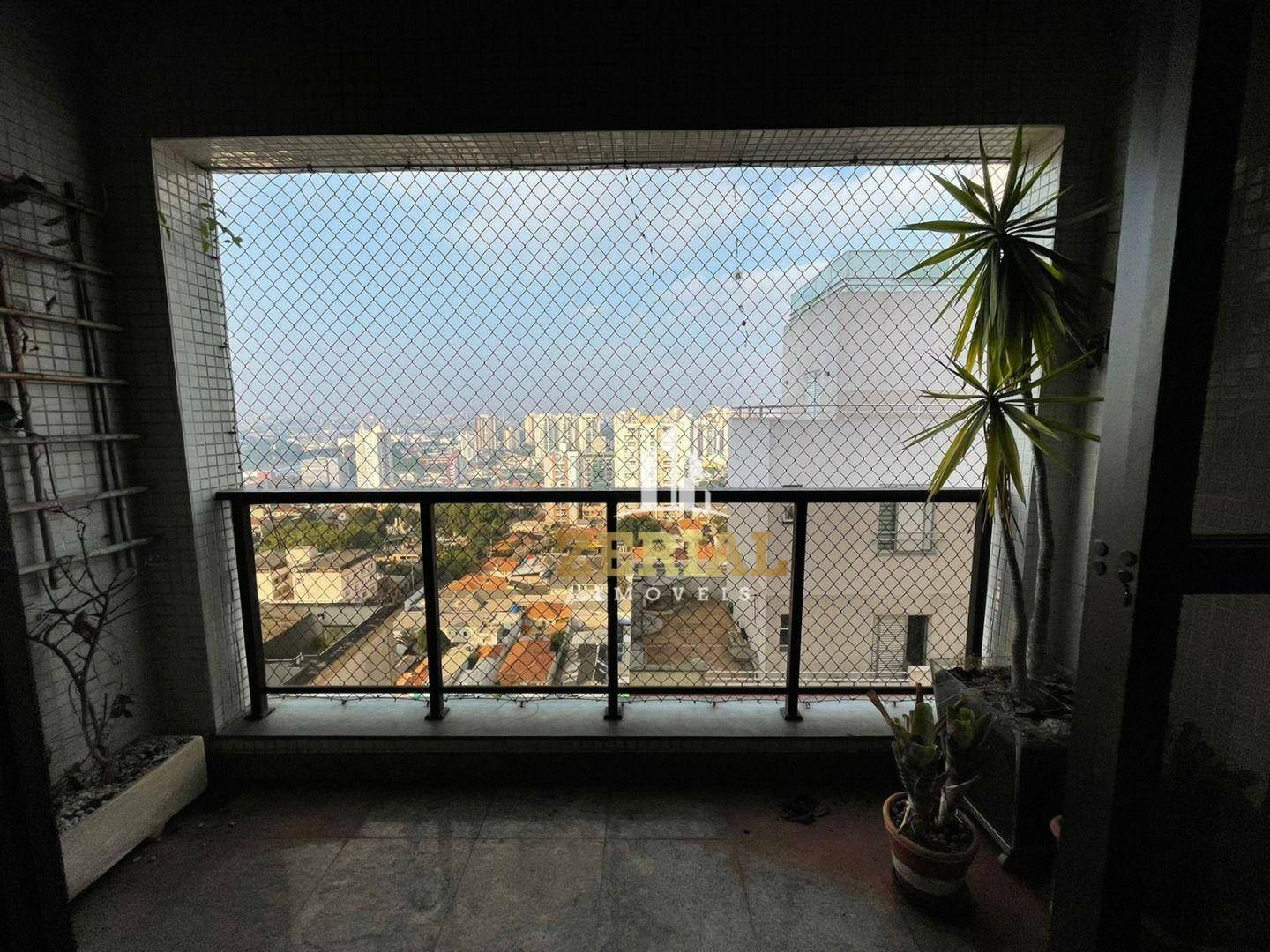 Apartamento à venda com 3 quartos, 150m² - Foto 2