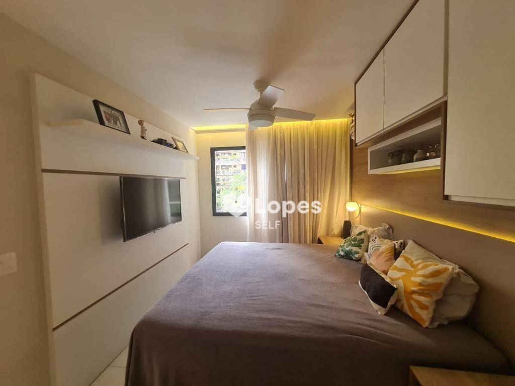 Apartamento à venda com 3 quartos, 92m² - Foto 1