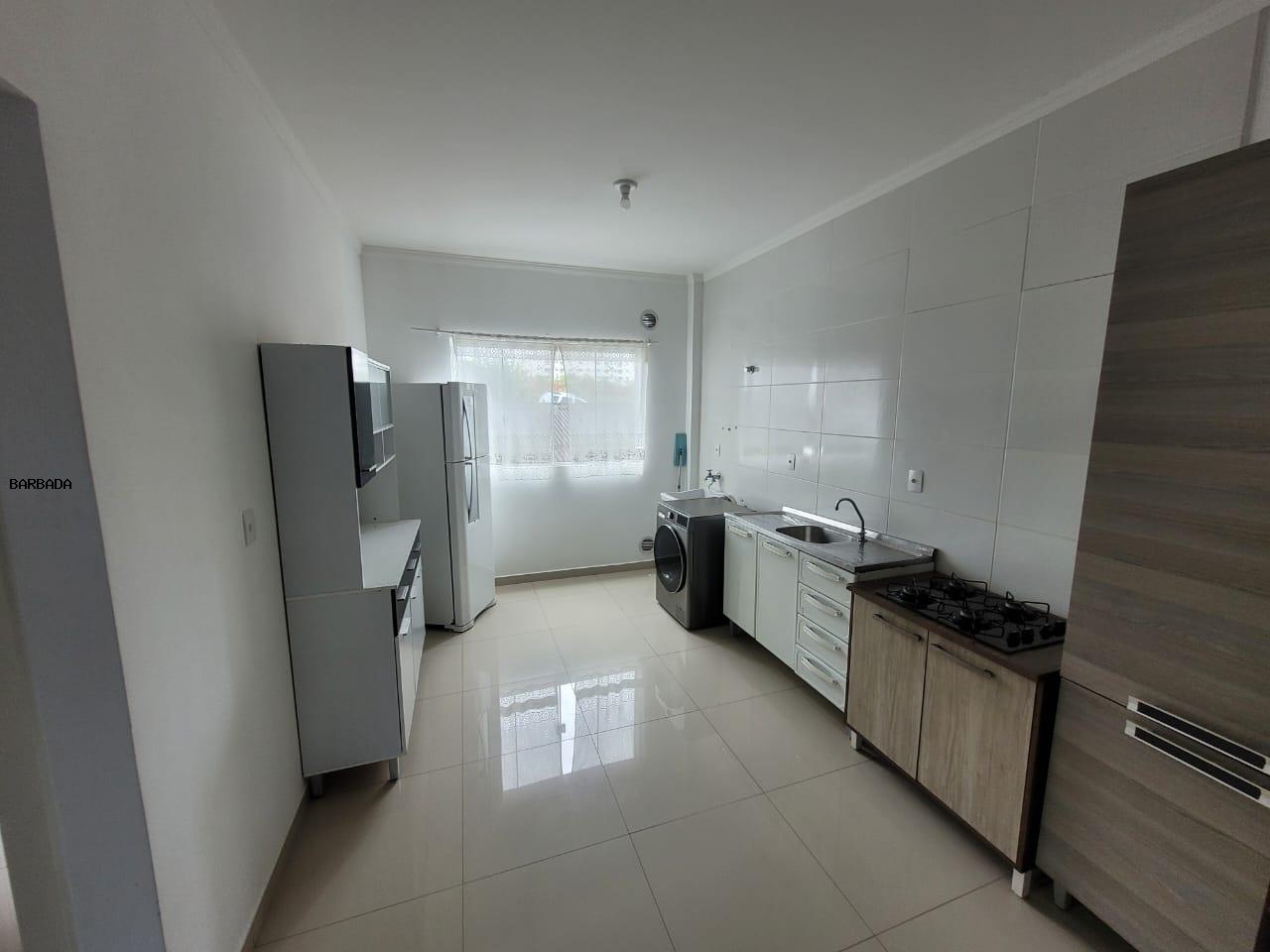 Apartamento para alugar com 2 quartos, 72m² - Foto 2