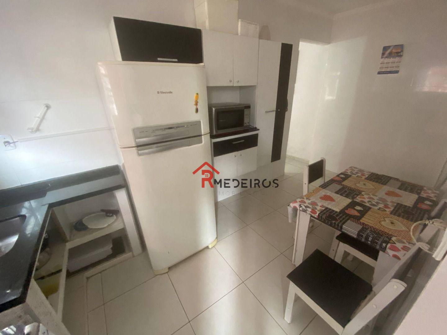 Apartamento à venda com 1 quarto, 49m² - Foto 4