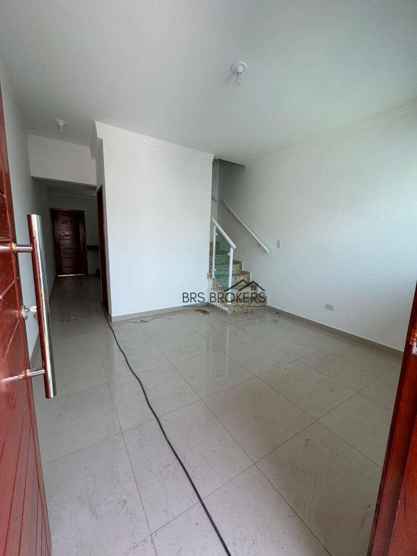 Sobrado à venda com 2 quartos, 80m² - Foto 3