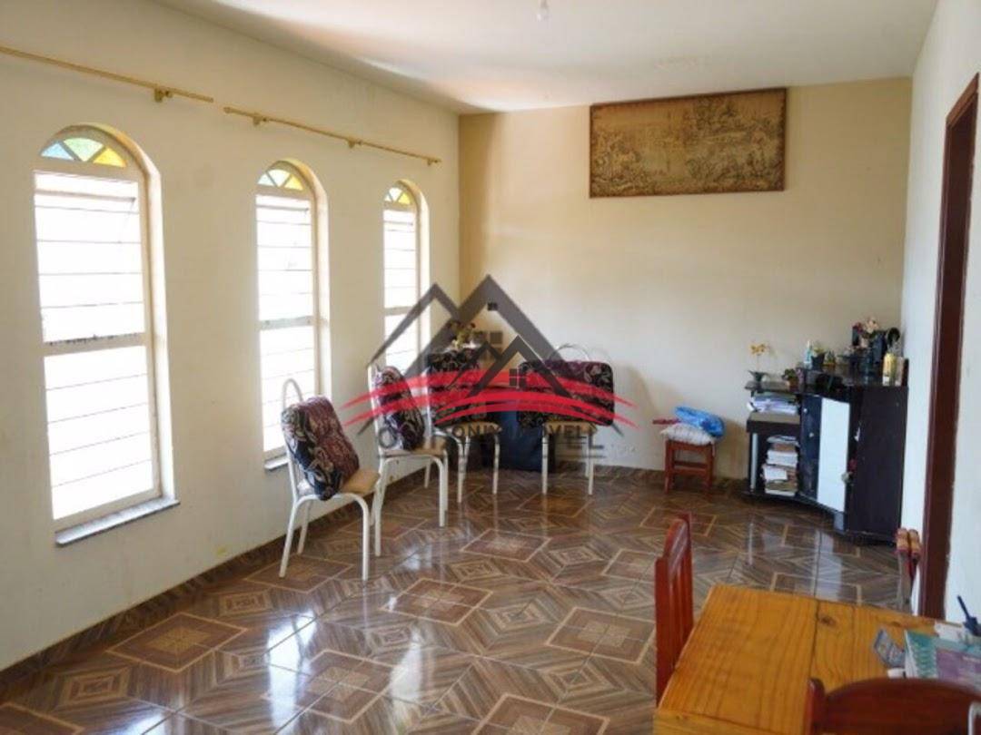 Casa à venda com 2 quartos, 266m² - Foto 10