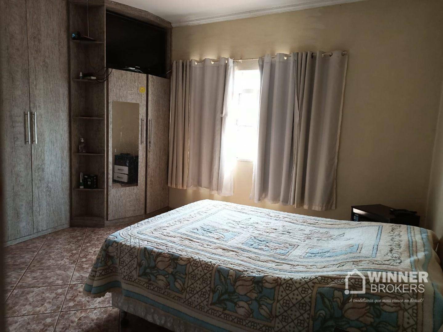 Casa à venda com 4 quartos, 246m² - Foto 14