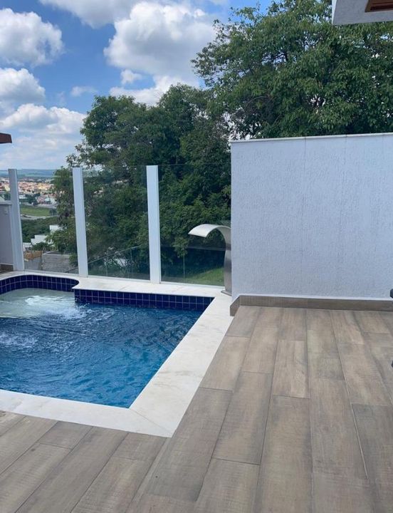 Casa de Condomínio à venda com 3 quartos, 305m² - Foto 2