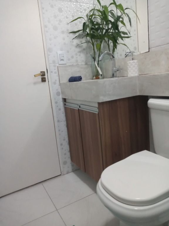 Apartamento à venda com 2 quartos, 63m² - Foto 7