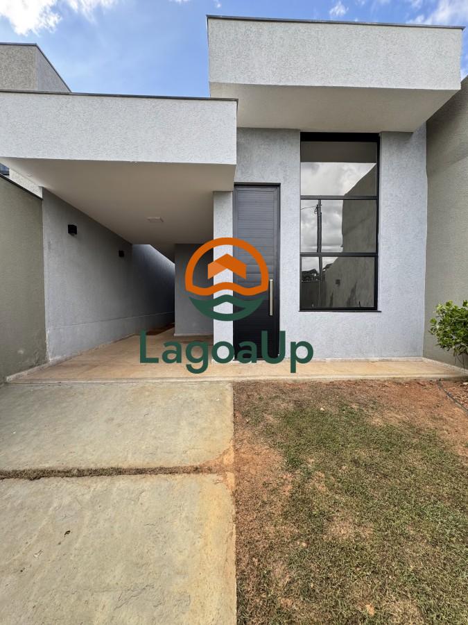 Casa à venda com 3 quartos, 95m² - Foto 2