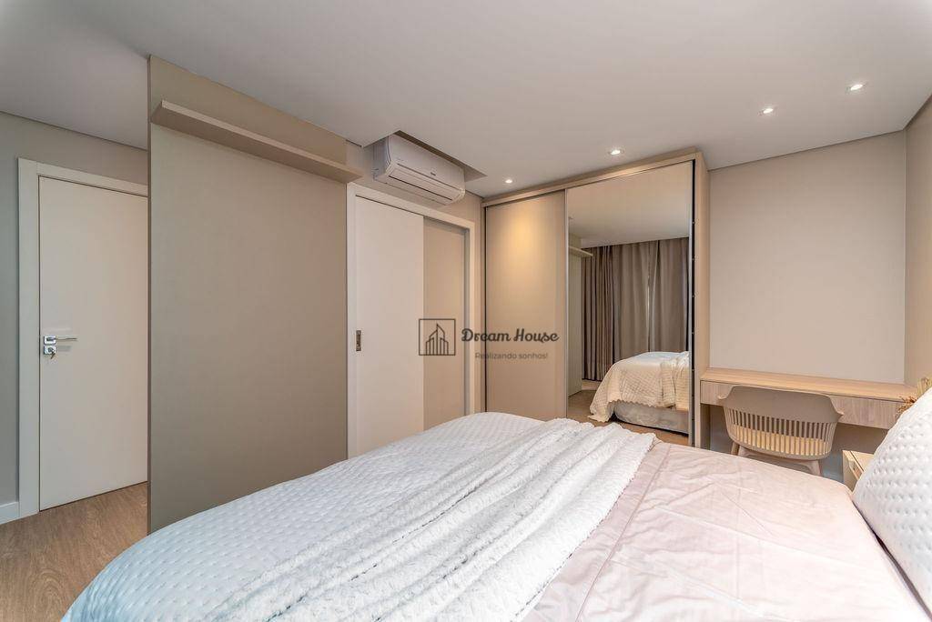 Apartamento à venda com 4 quartos, 317m² - Foto 19