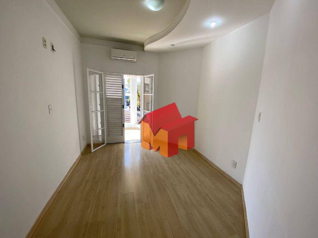 Casa à venda com 3 quartos, 354m² - Foto 21