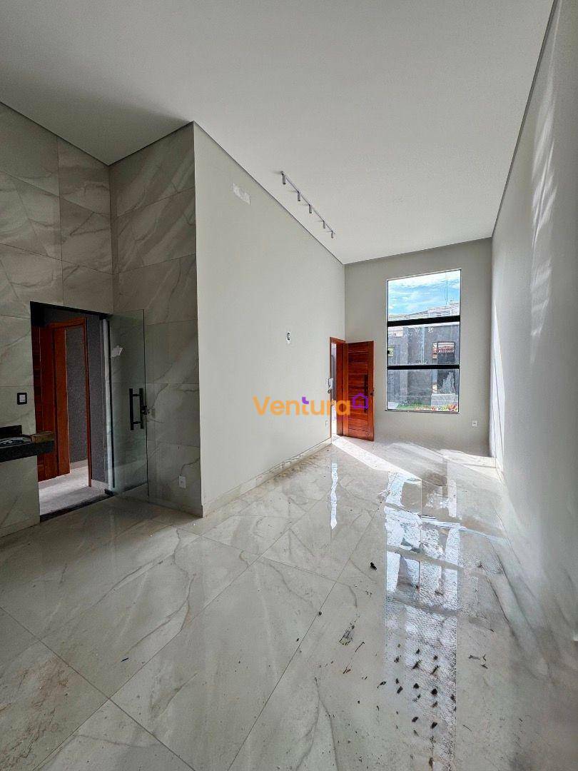 Casa à venda com 3 quartos, 120m² - Foto 8