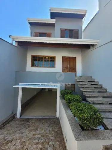 Sobrado à venda com 3 quartos, 235m² - Foto 1