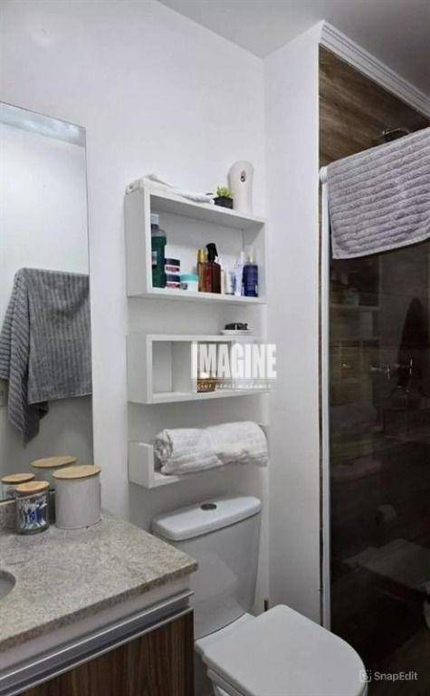 Apartamento à venda com 2 quartos, 70m² - Foto 11