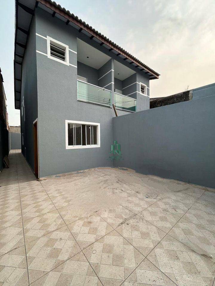 Sobrado à venda com 3 quartos, 125m² - Foto 1