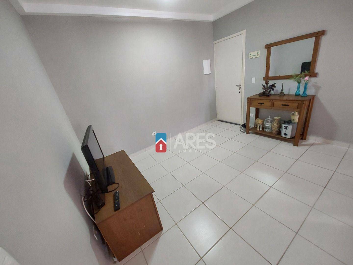 Apartamento à venda com 3 quartos, 60m² - Foto 1