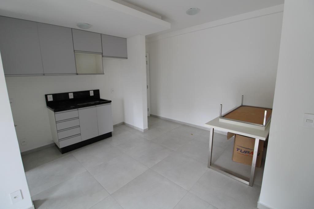 Apartamento à venda com 2 quartos, 58m² - Foto 3