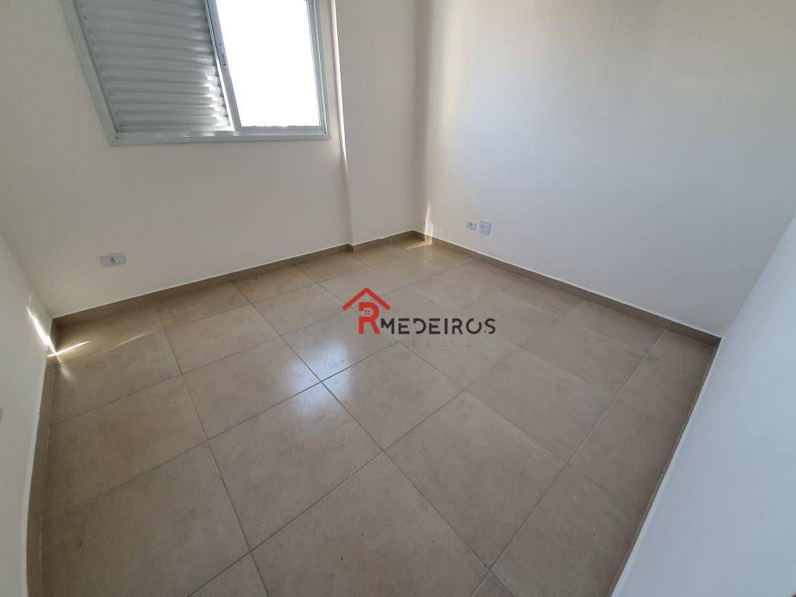 Apartamento à venda com 2 quartos, 64m² - Foto 11