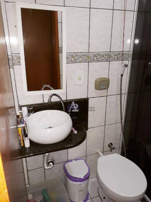 Apartamento à venda com 2 quartos, 56m² - Foto 14