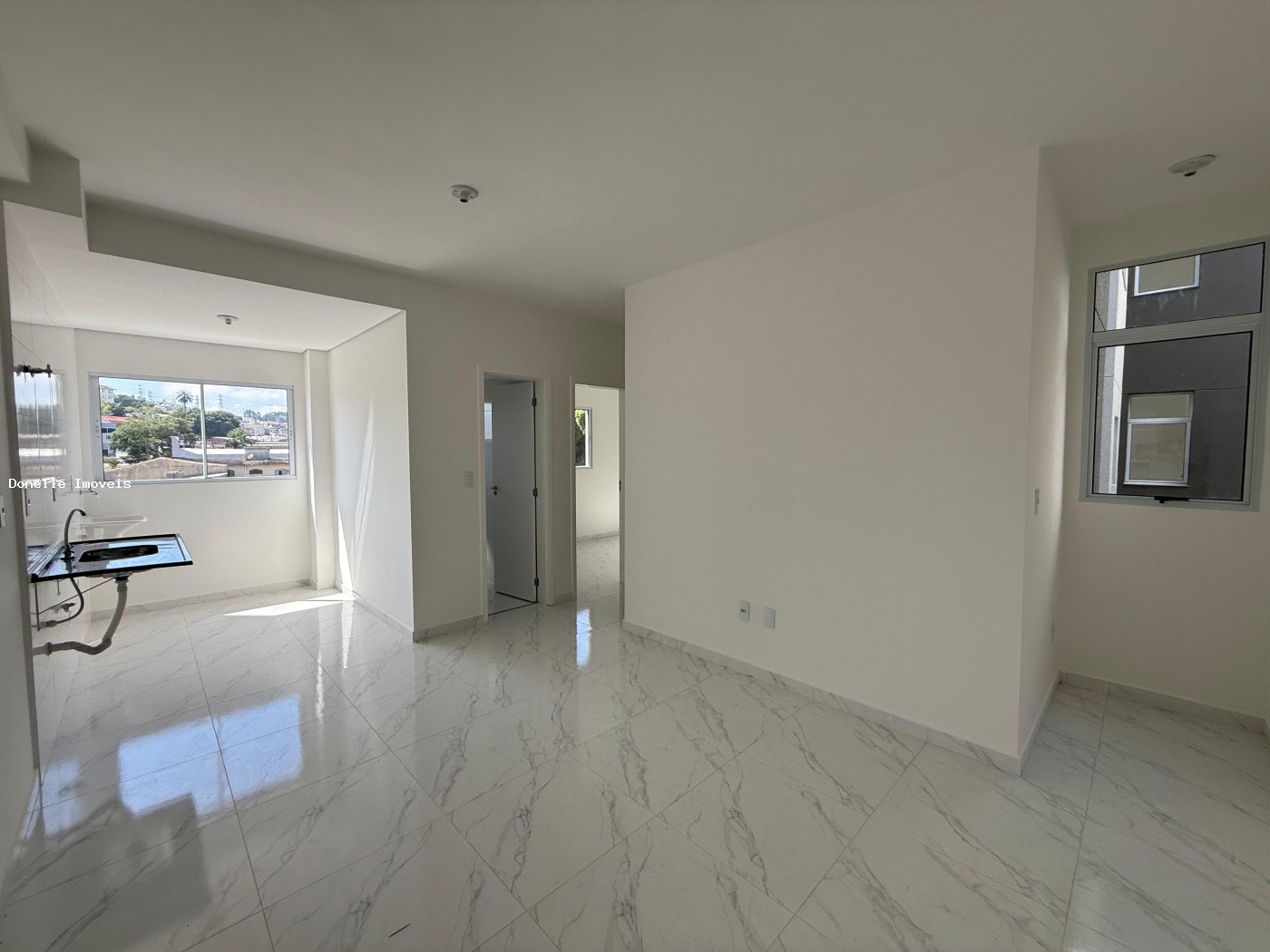 Apartamento para alugar com 2 quartos, 50m² - Foto 3