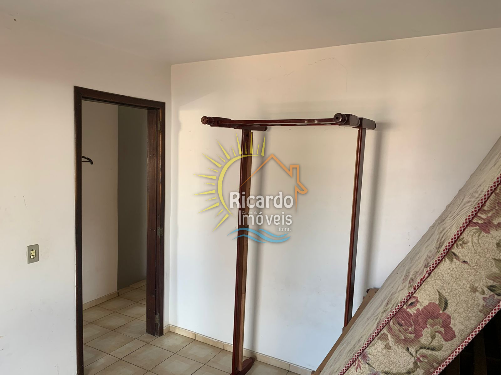 Casa à venda com 3 quartos, 84m² - Foto 15