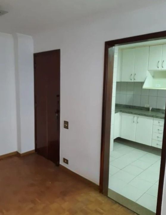 Apartamento à venda com 3 quartos, 81m² - Foto 3