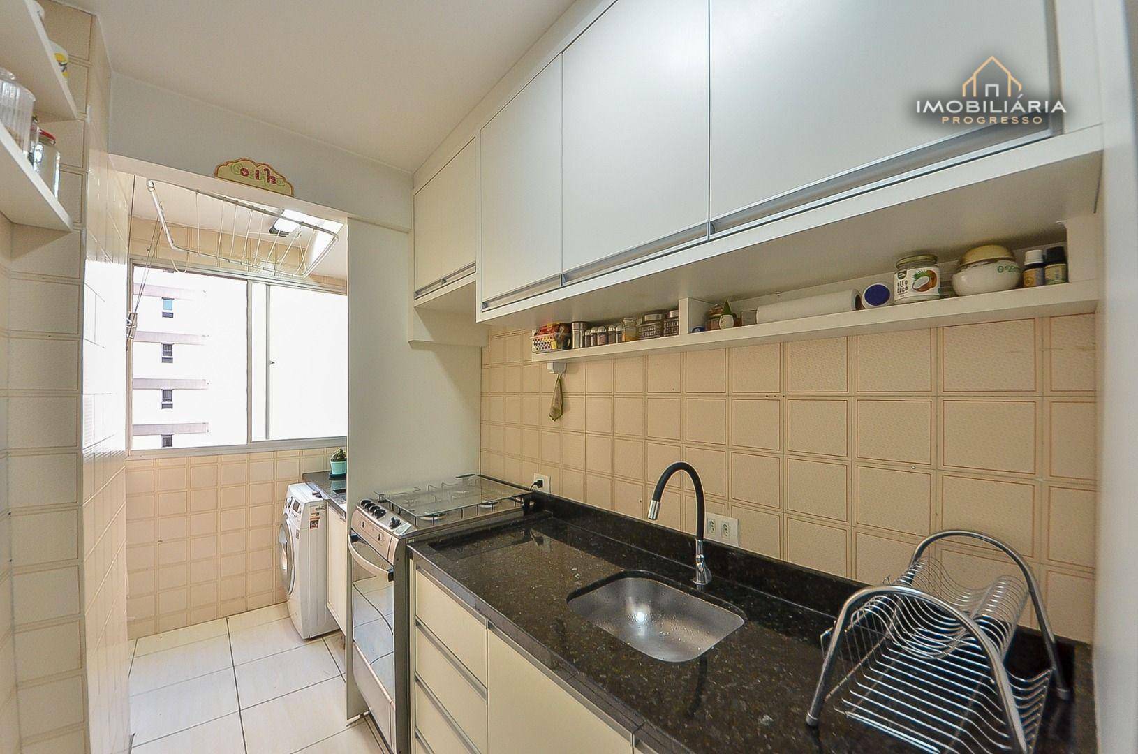 Apartamento à venda com 2 quartos, 56m² - Foto 21