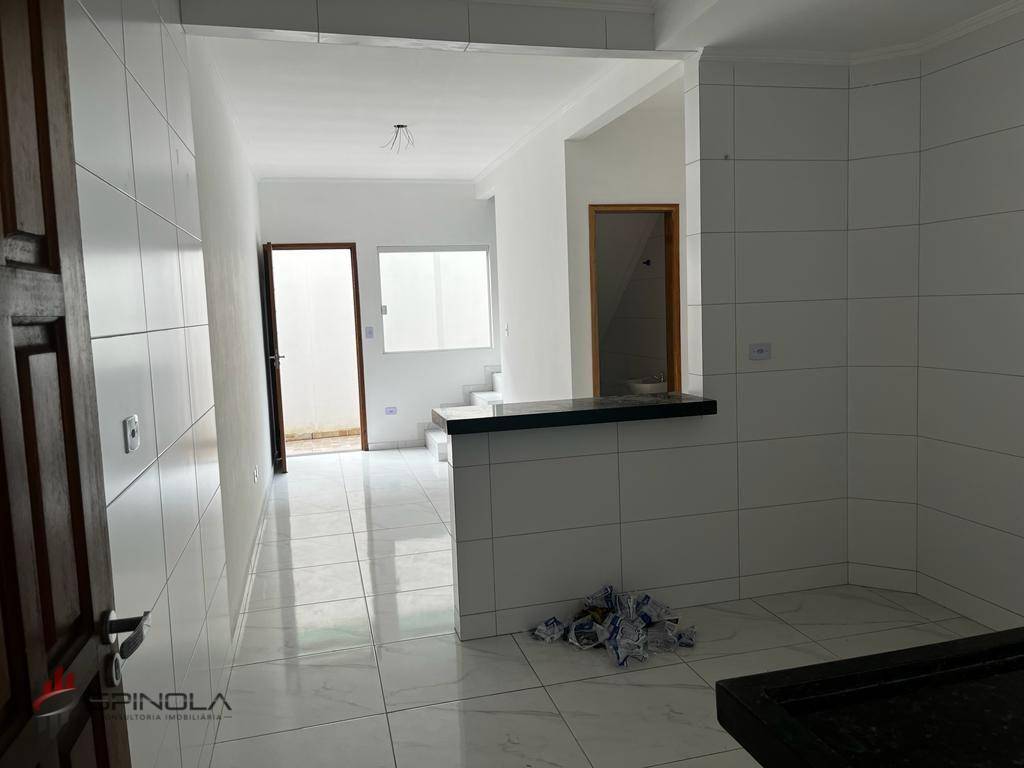 Sobrado à venda com 2 quartos, 58m² - Foto 3