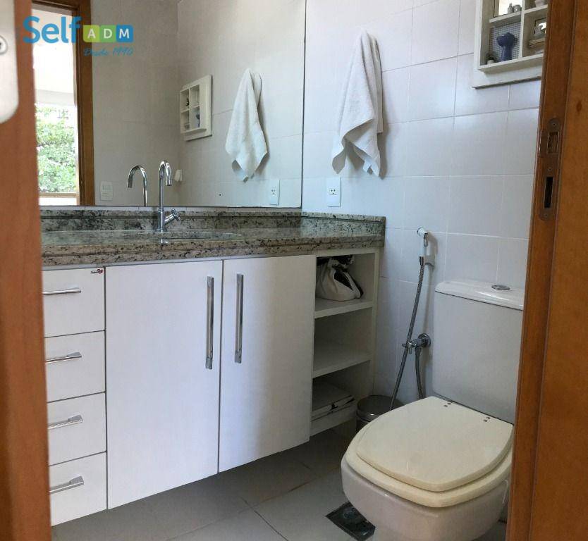 Apartamento para alugar com 3 quartos, 105m² - Foto 12