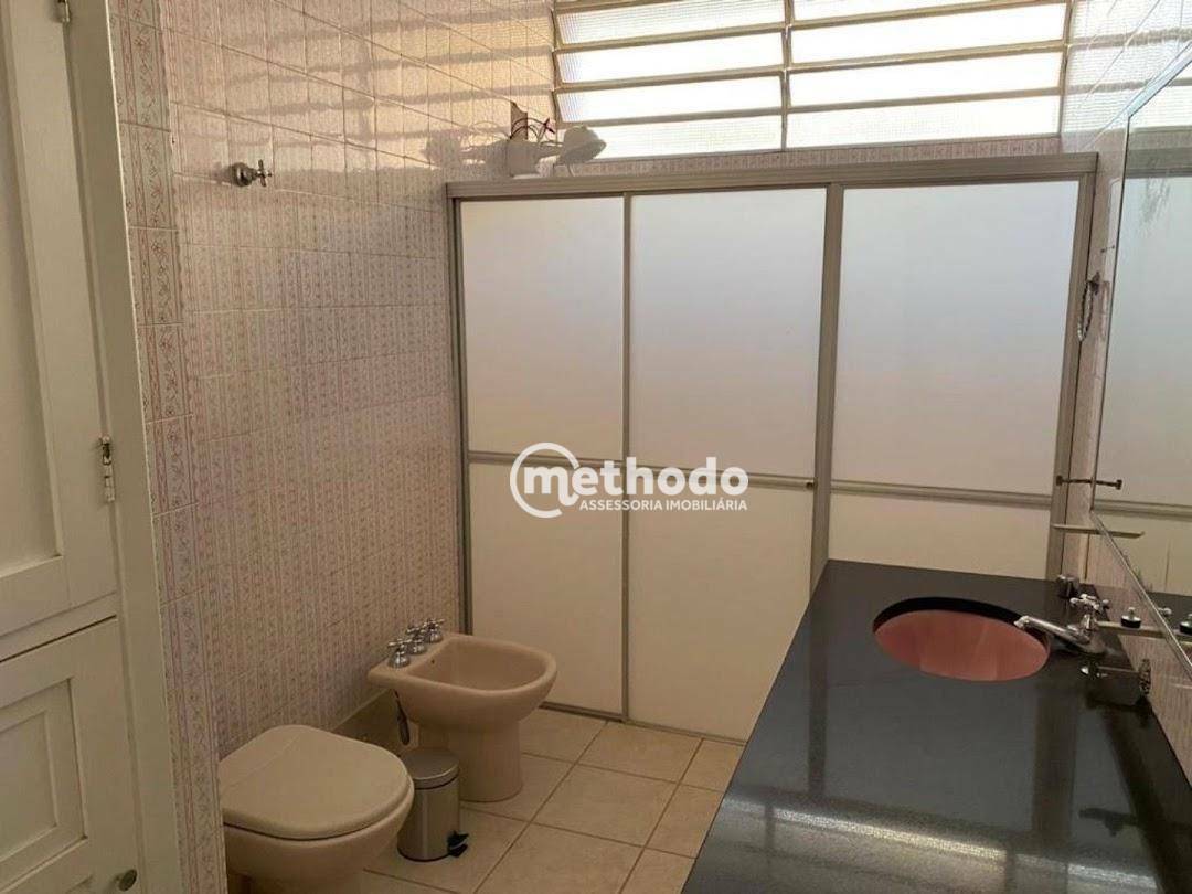 Casa à venda com 3 quartos, 240m² - Foto 17