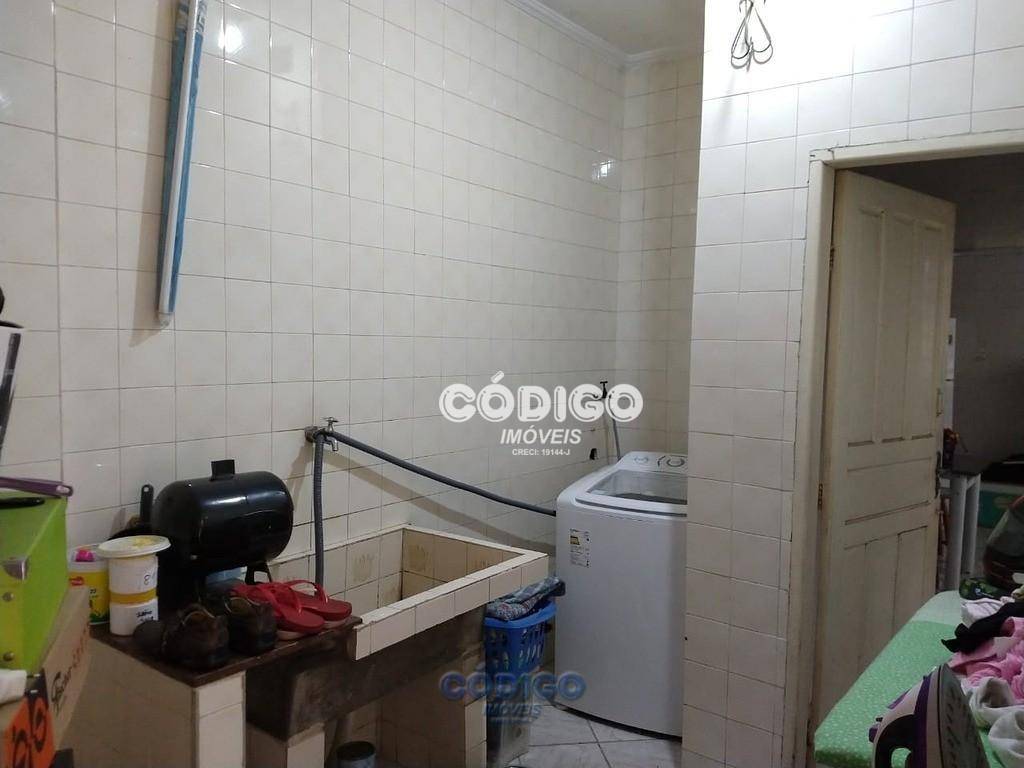 Casa à venda com 2 quartos, 150m² - Foto 10