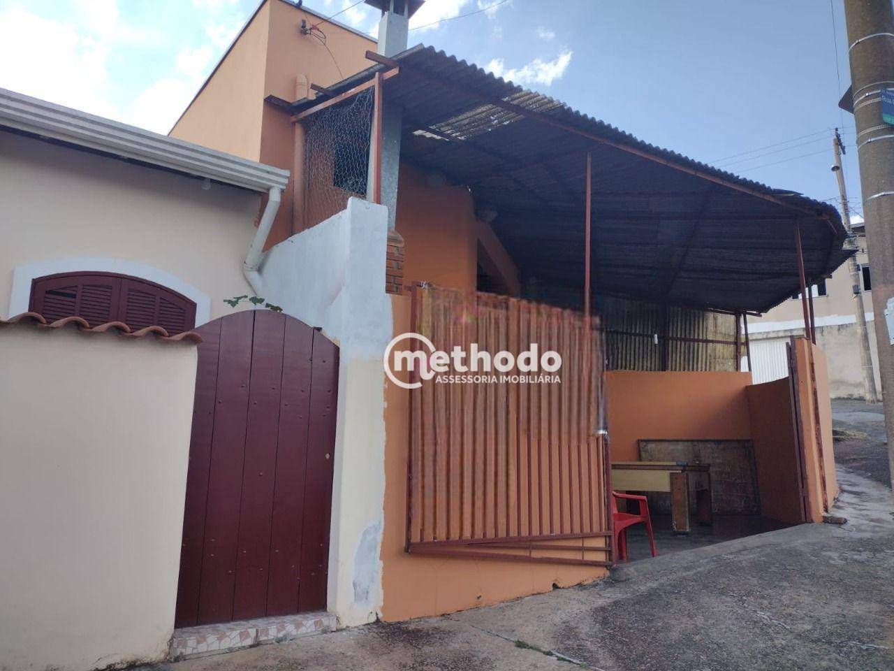 Casa à venda com 2 quartos, 169m² - Foto 2