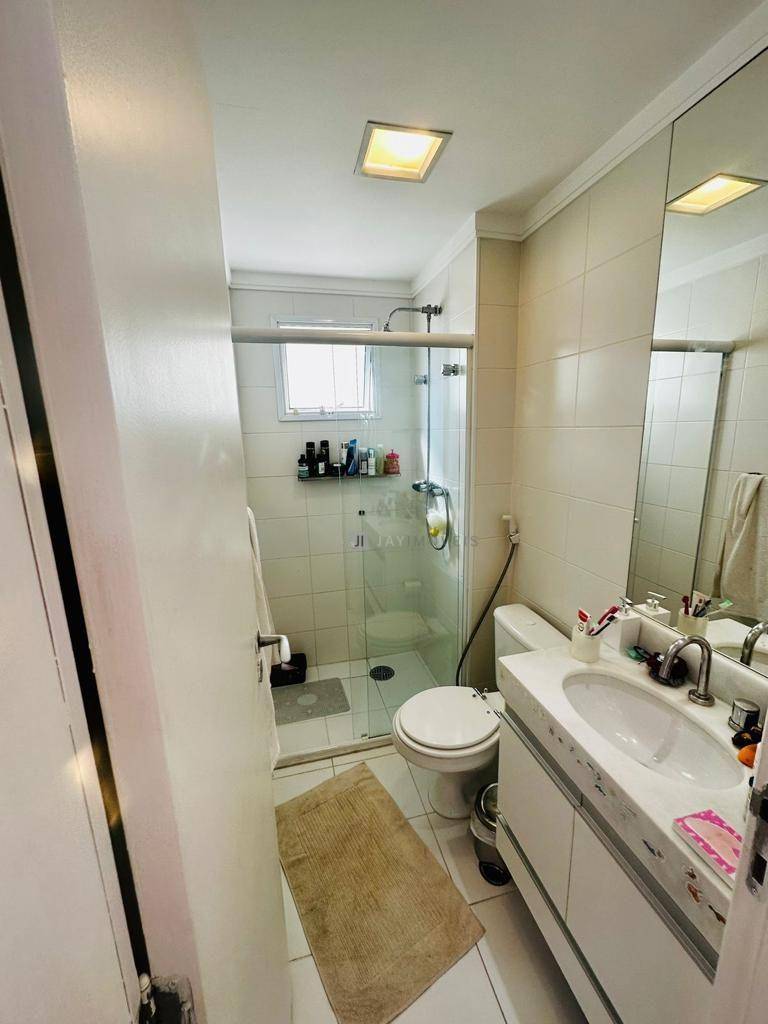 Apartamento à venda com 3 quartos, 143m² - Foto 12