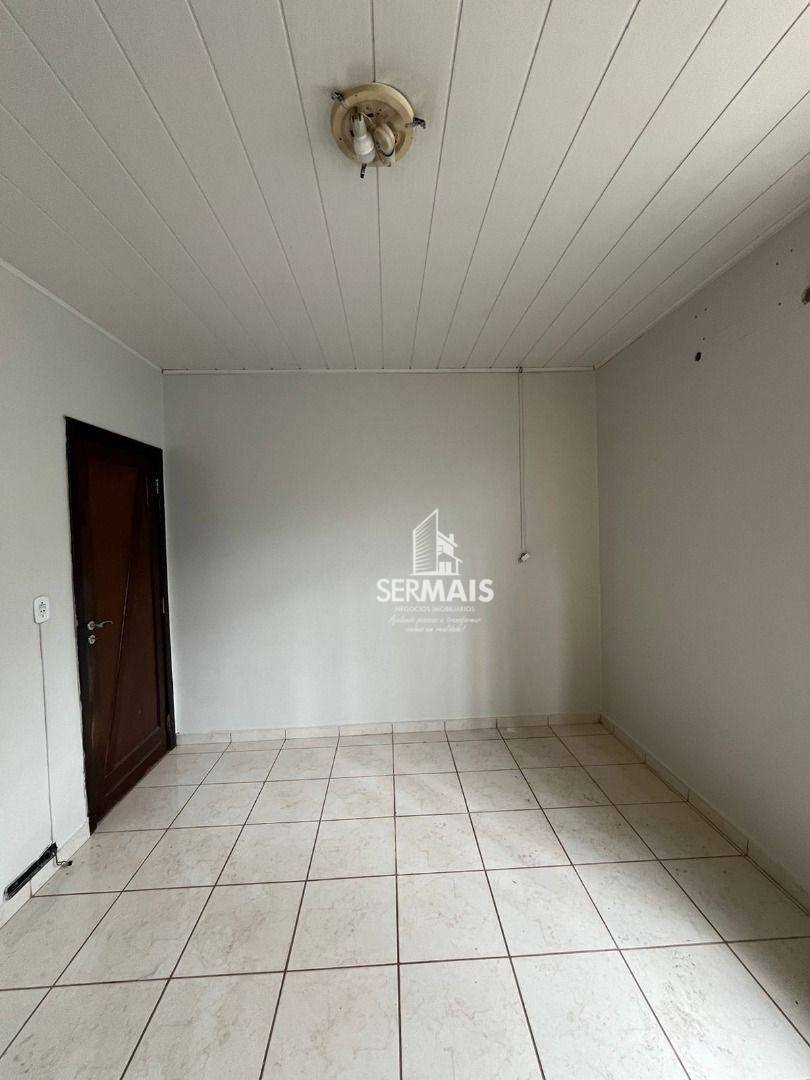 Casa para alugar com 5 quartos, 400m² - Foto 23