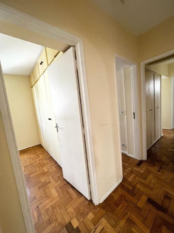 Apartamento à venda com 3 quartos, 95m² - Foto 3