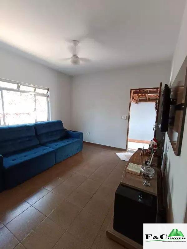 Casa à venda com 3 quartos, 200m² - Foto 12