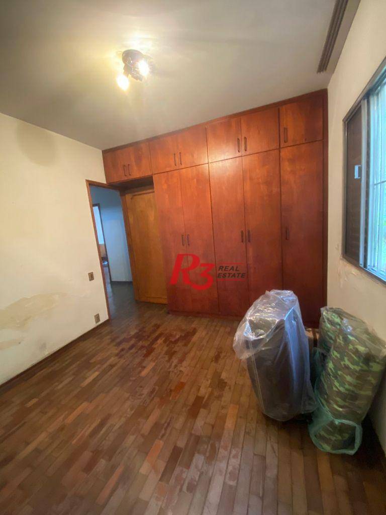 Casa à venda com 4 quartos, 250m² - Foto 12