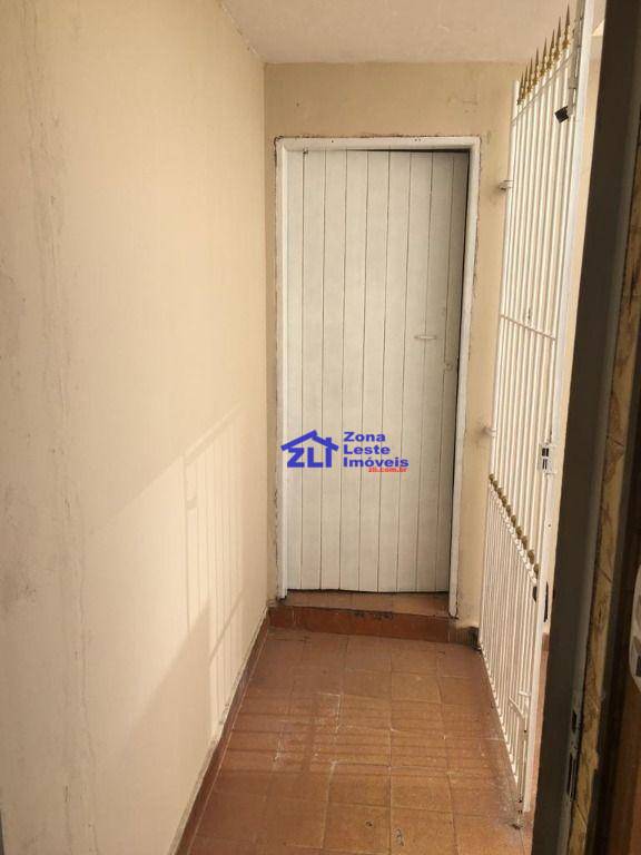 Sobrado à venda com 4 quartos, 100m² - Foto 4