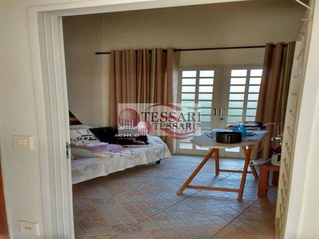 Casa à venda com 3 quartos, 250m² - Foto 19