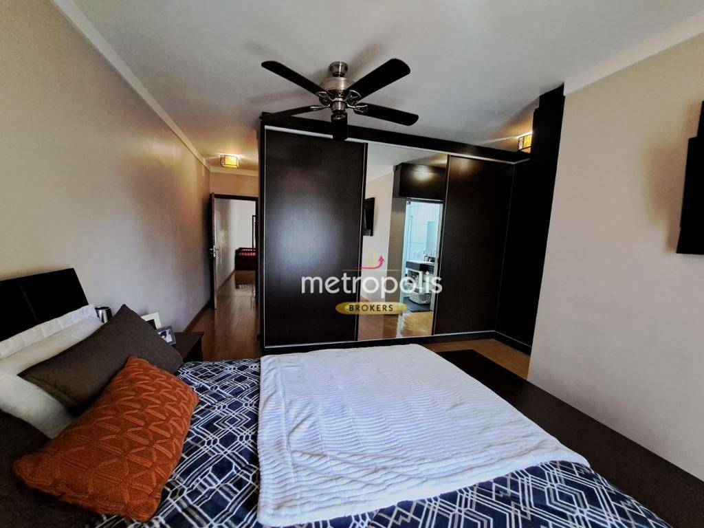 Sobrado à venda com 4 quartos, 320m² - Foto 33