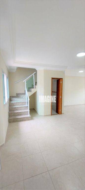 Sobrado à venda com 3 quartos, 190m² - Foto 2