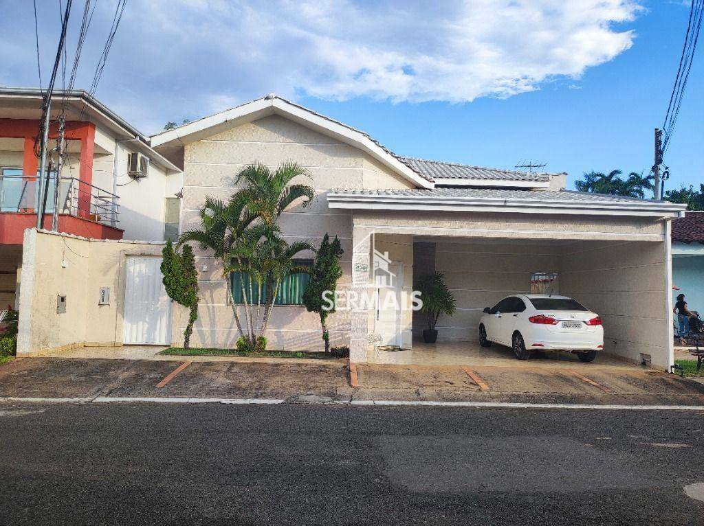 Casa à venda com 3 quartos, 265m² - Foto 1