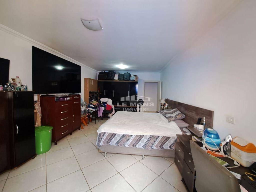 Casa à venda com 2 quartos, 188m² - Foto 12