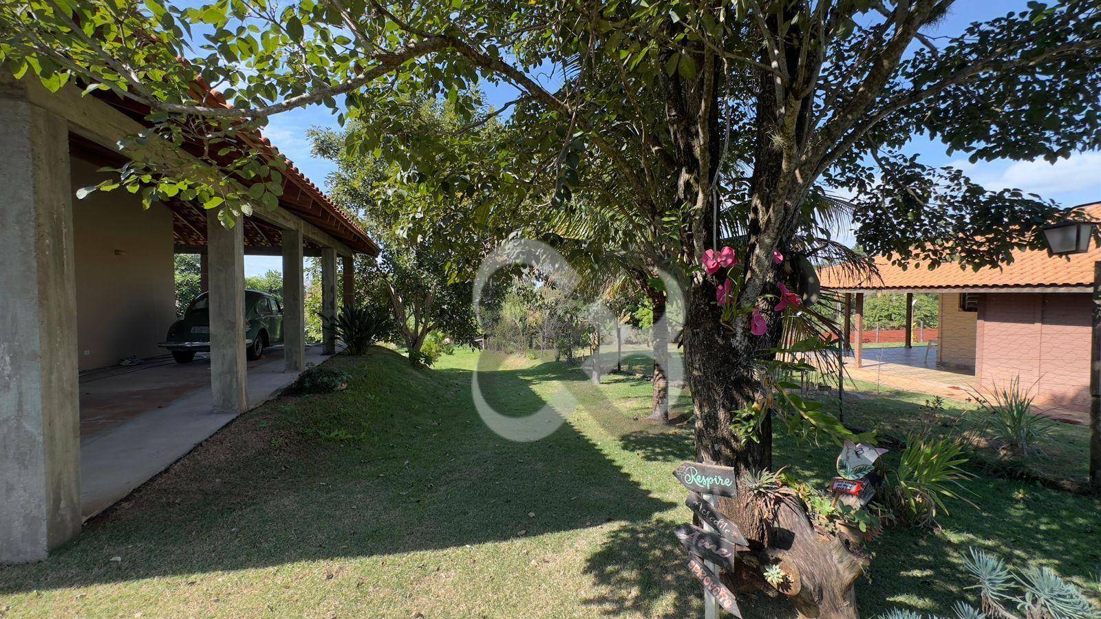 Chácara à venda com 4 quartos, 400m² - Foto 8