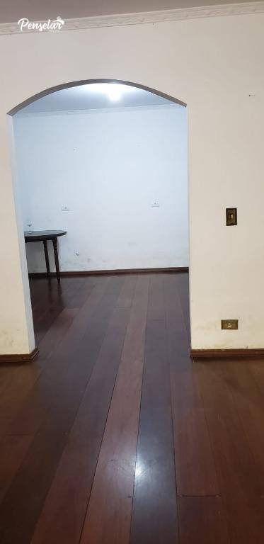 Sobrado à venda com 4 quartos, 220m² - Foto 4