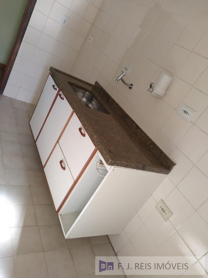 Apartamento à venda com 3 quartos, 87m² - Foto 29