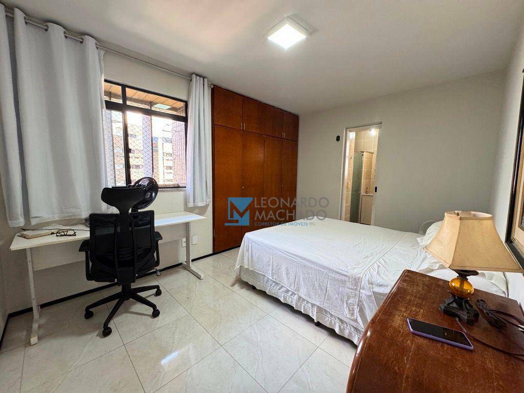 Apartamento à venda com 3 quartos, 174m² - Foto 14