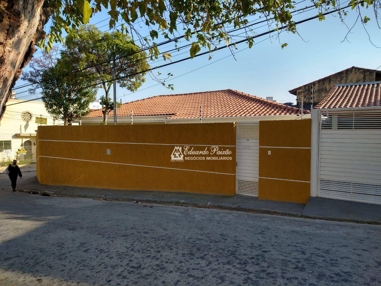 Casa à venda com 3 quartos, 115m² - Foto 1