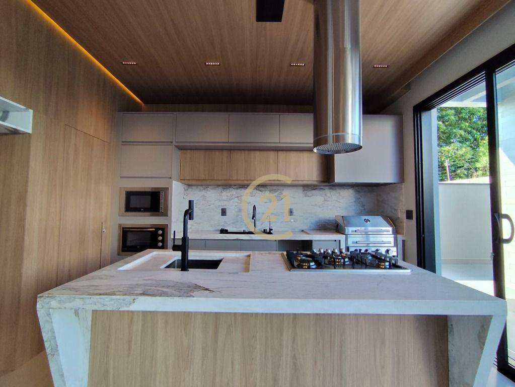 Casa de Condomínio à venda com 4 quartos, 300m² - Foto 5
